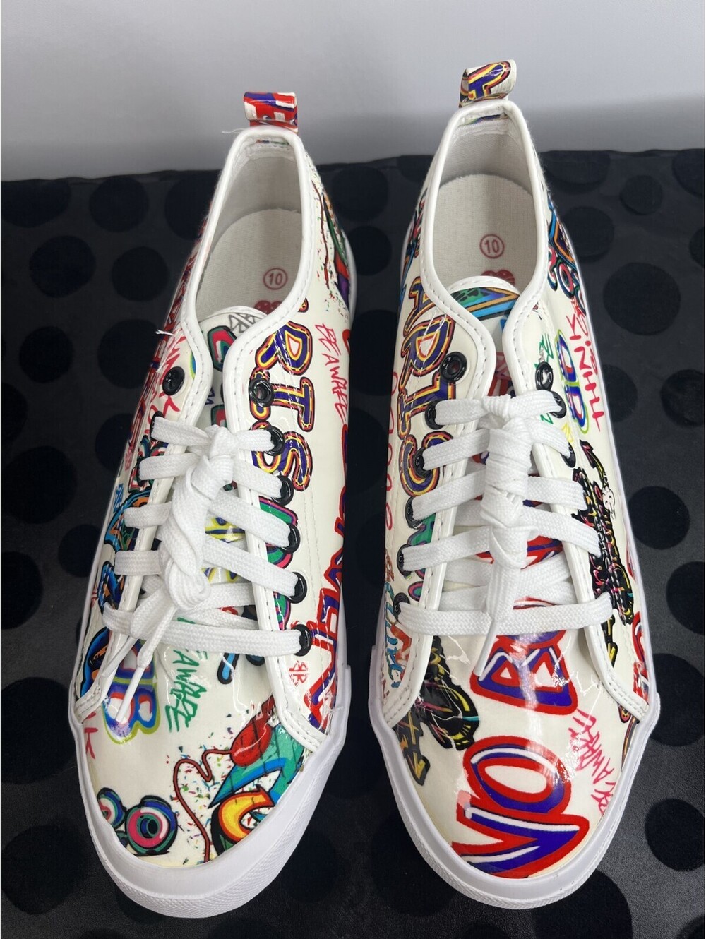 Love Nation Women’s Size 10 Graffiti Pop Art Multicolor Lace Up Sneakers